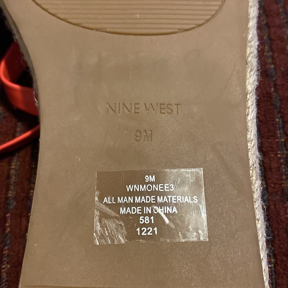 ***NWOT*** NINE WEST “MONEE 3” ESPADRILLE WEDGE SANDALS SIZE 9M - Picture 9 of 9